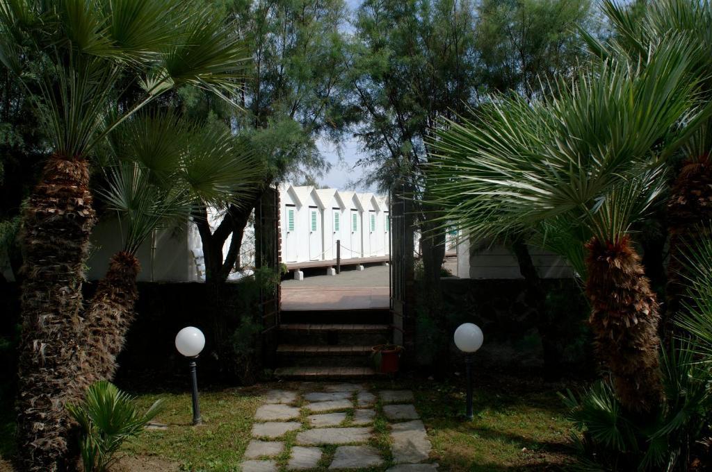 Hotel Locanda Dell'Angelo à Luni Extérieur photo