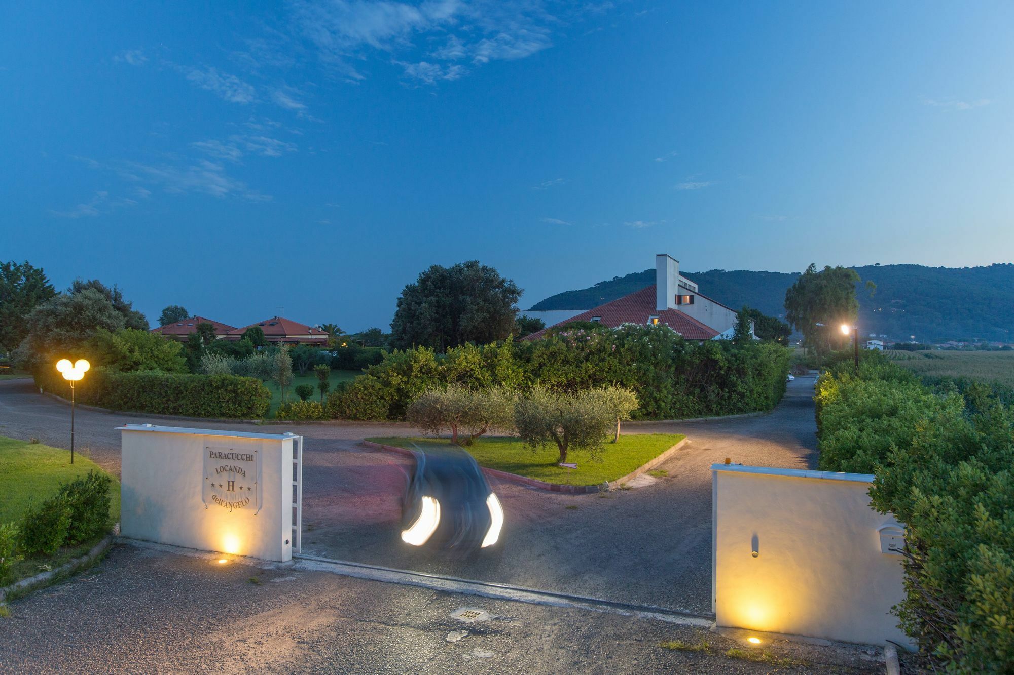 Hotel Locanda Dell'Angelo à Luni Extérieur photo